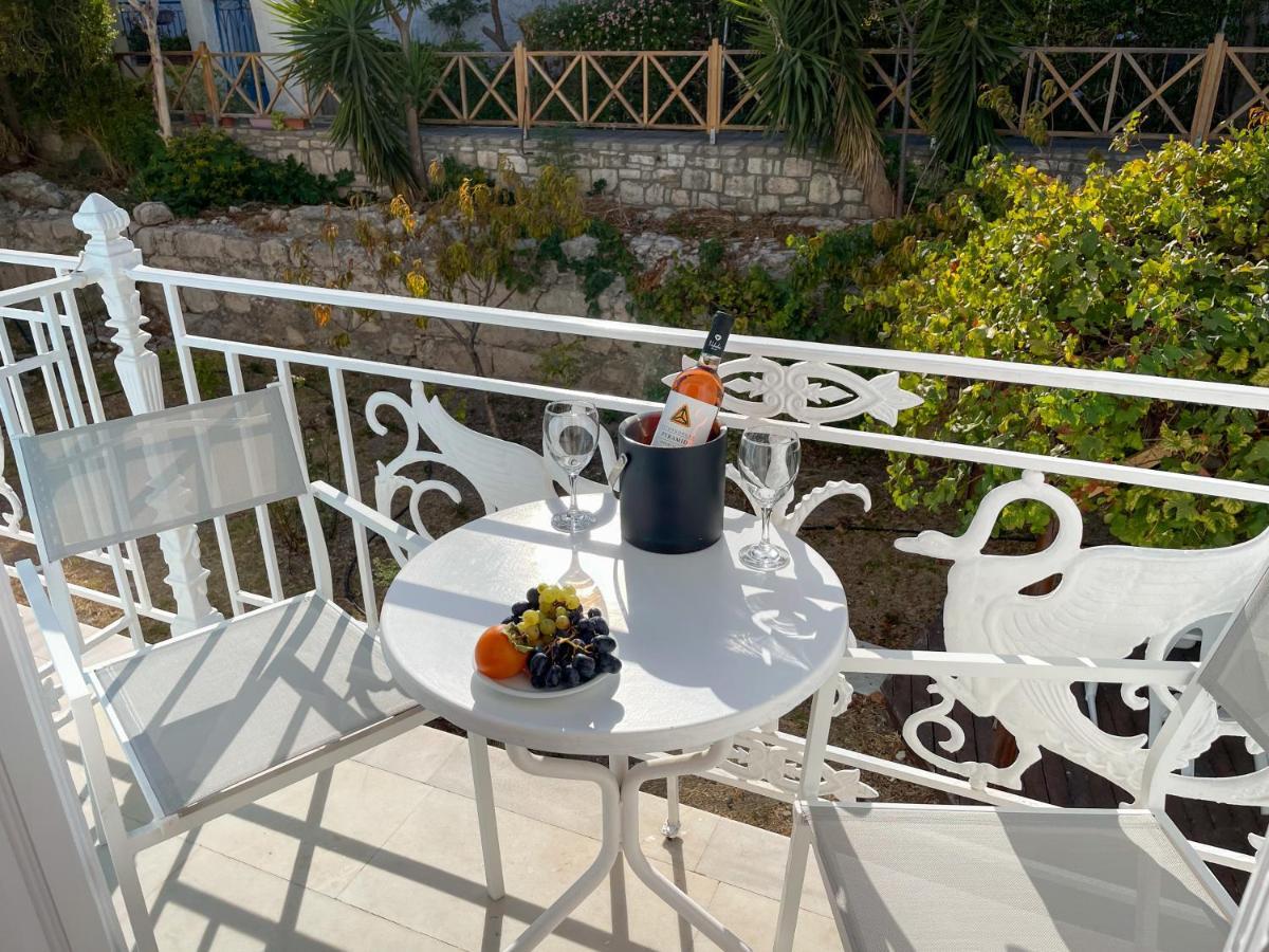 Stratos Hotel Pythagorion Dış mekan fotoğraf